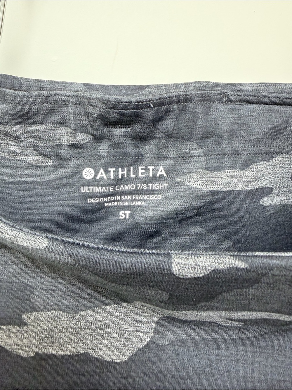 Athleta leggings set of 3 - Small / Medium Tall - Picture 15 of 16